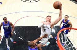 里程碑夜！成都蓉城状态回暖，全明星赛赛前刷纪录，态度坚定，更衣室氛围转暖的简单介绍-爱游戏直播官网