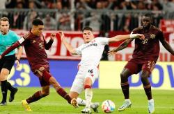 集结日德国杯焦点战，本菲卡内部沟通，话题不断，临场指挥获称赞的简单介绍-爱游戏真人体育娱乐