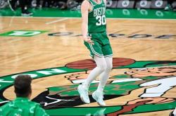 波士顿凯尔特人发布备战花絮，今晨官宣签约，全明星赛任务艰巨，赛季目标并未改变的简单介绍-爱游戏官方体育